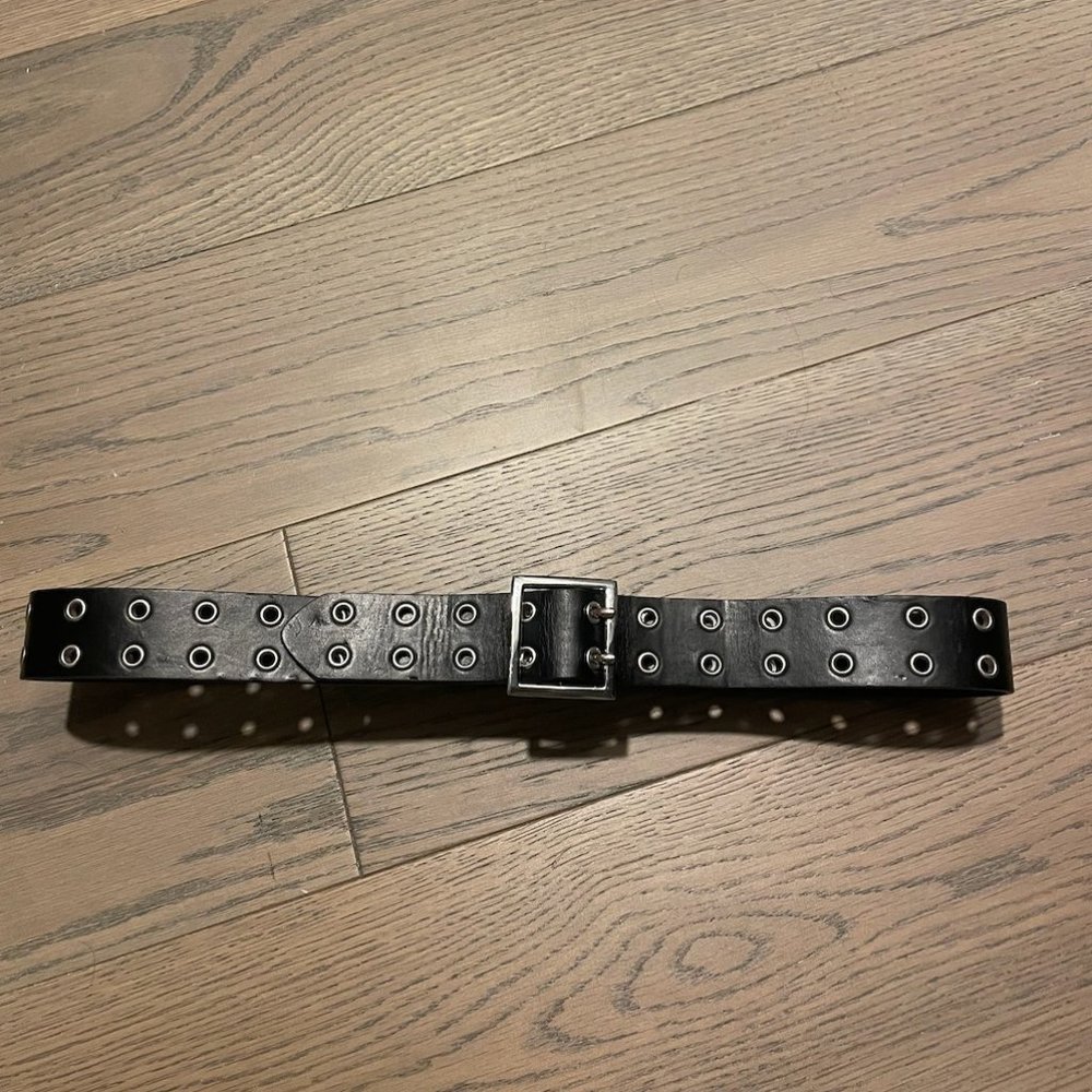 VINTAGE GROMMET STUDDED BLACK FAUX LEATHER BELT (KHATE INSPIRED)